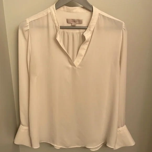 Loft EUC cream sheer long sleeve - Picture 1 of 7